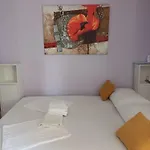 Apartment Lukas Galileo Blizu Centra I Plaze *