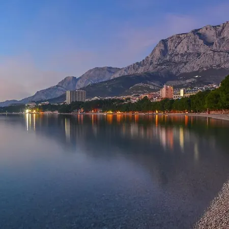 Appartement Lukas Galileo Blizu Centra I Plaze