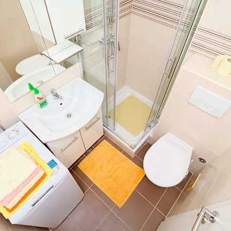 Apartamento Lukas Galileo Blizu Centra I Plaze Makarska